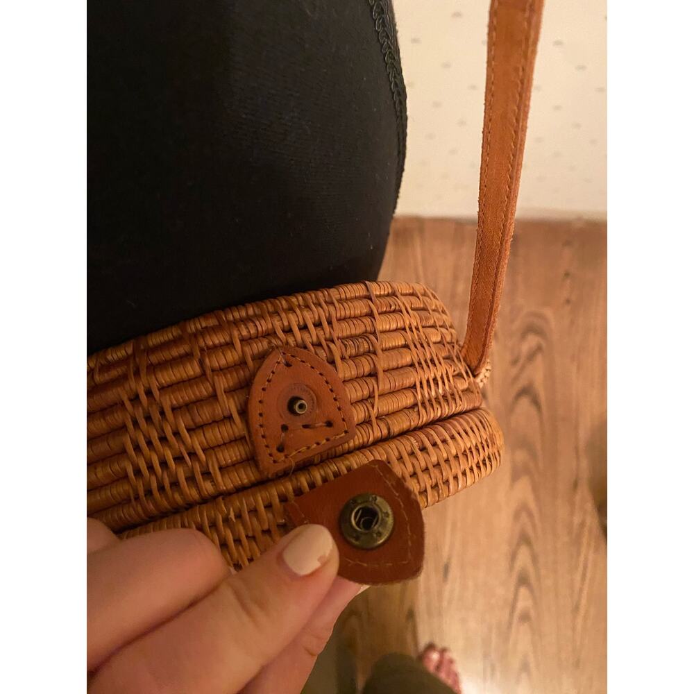Rattan Round Bali Bag - Picture 4 of 4